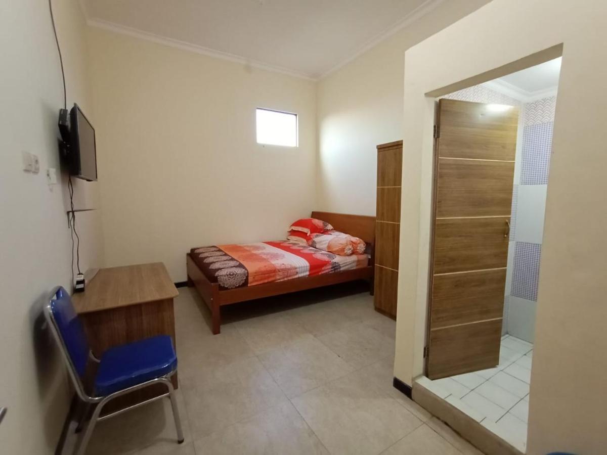 Guest house Griya Lestari Xi